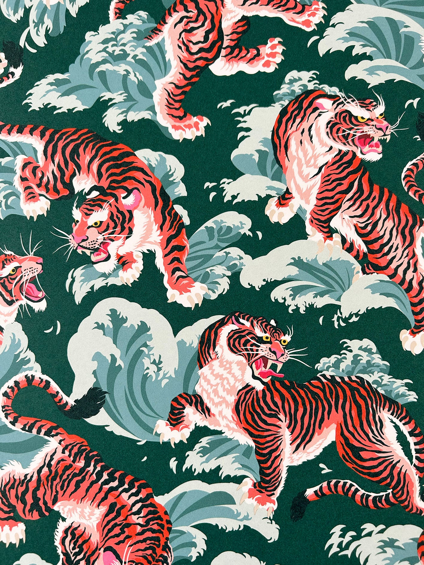 Easy Tiger Emerald Wallpaper
