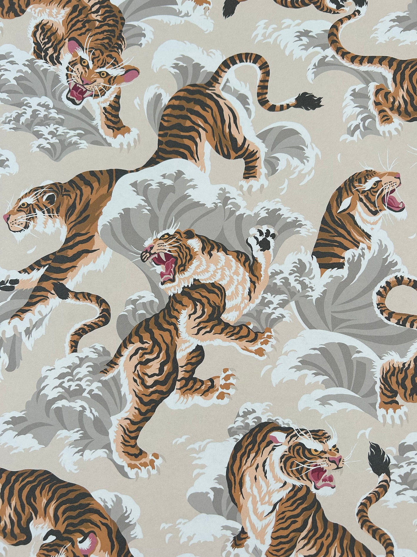 Easy Tiger Sand Wallpaper