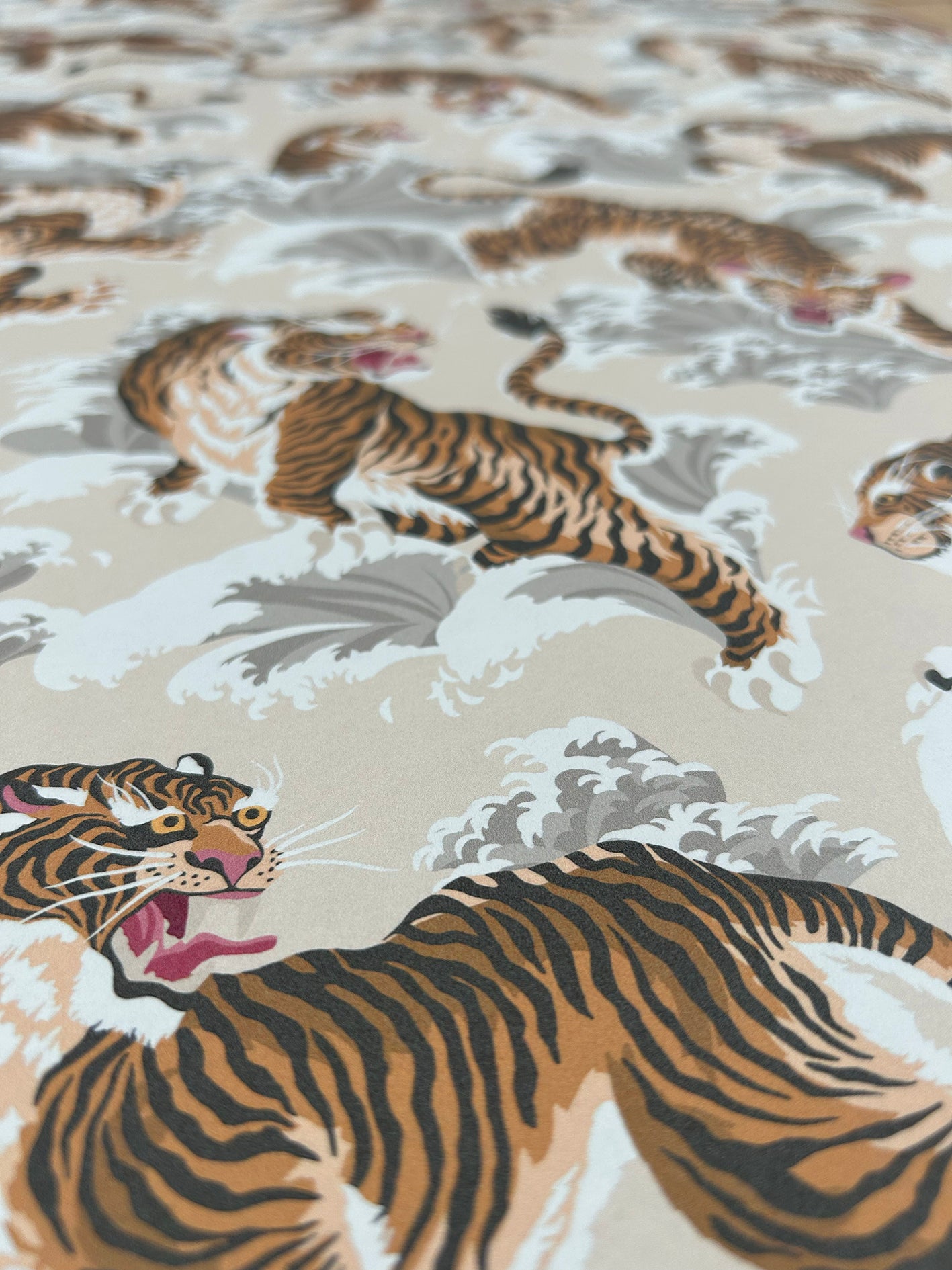 Easy Tiger Sand Wallpaper